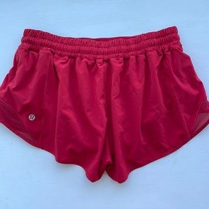 Lululemon Hotty Hot shorts